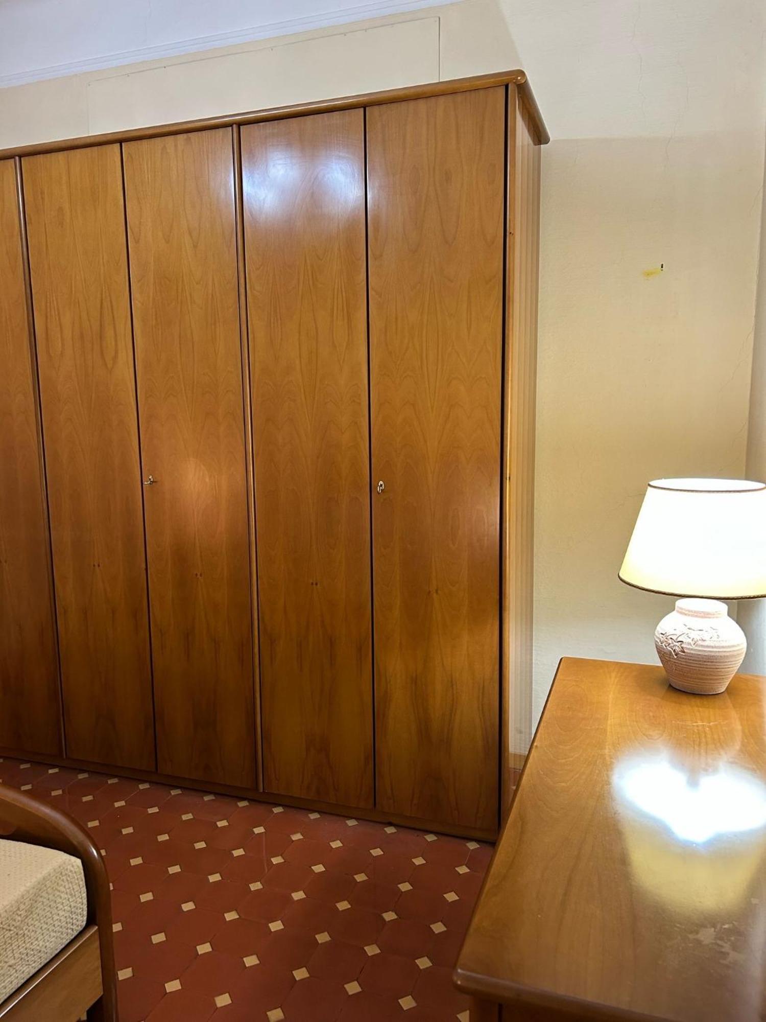 Apartment Via Del Teatro 1 *